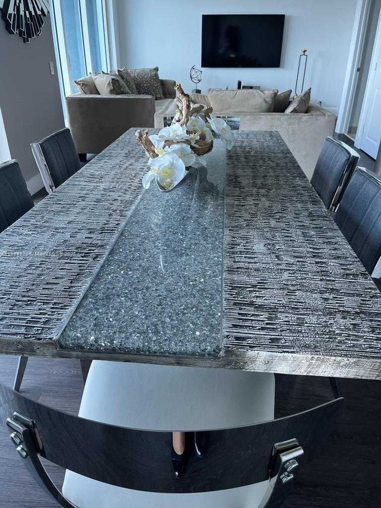 Small Image of 60 SOUTH WEST 13TH ST #4607, Miami Number 7