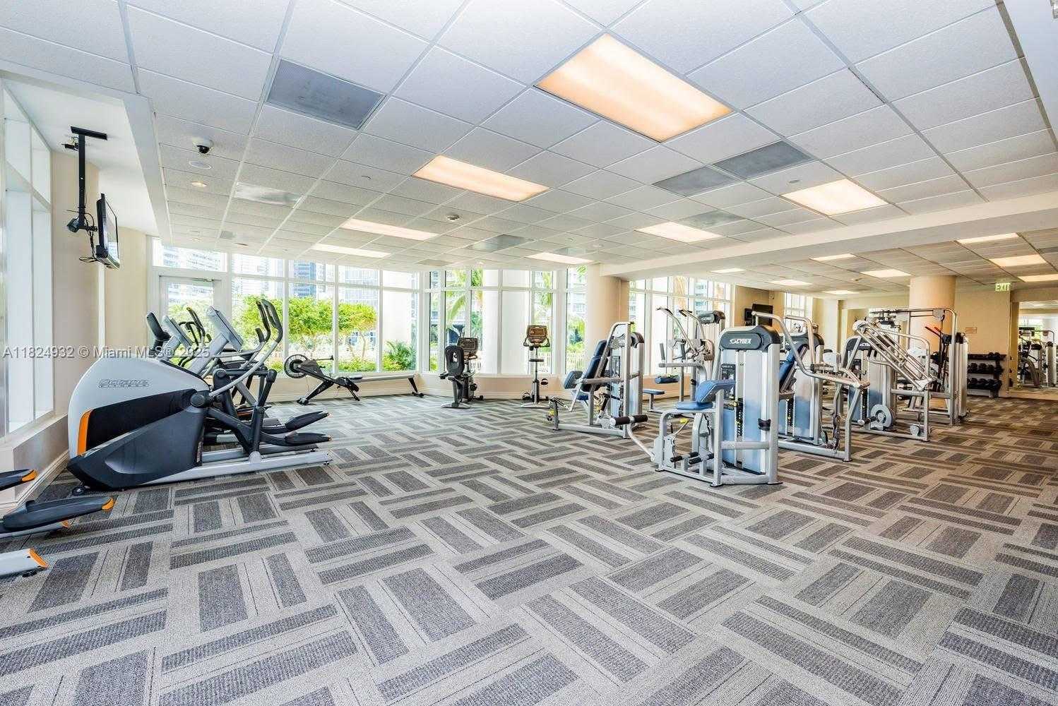 Small Image of 801 BRICKELL KEY BLVD #807, Miami Number 12