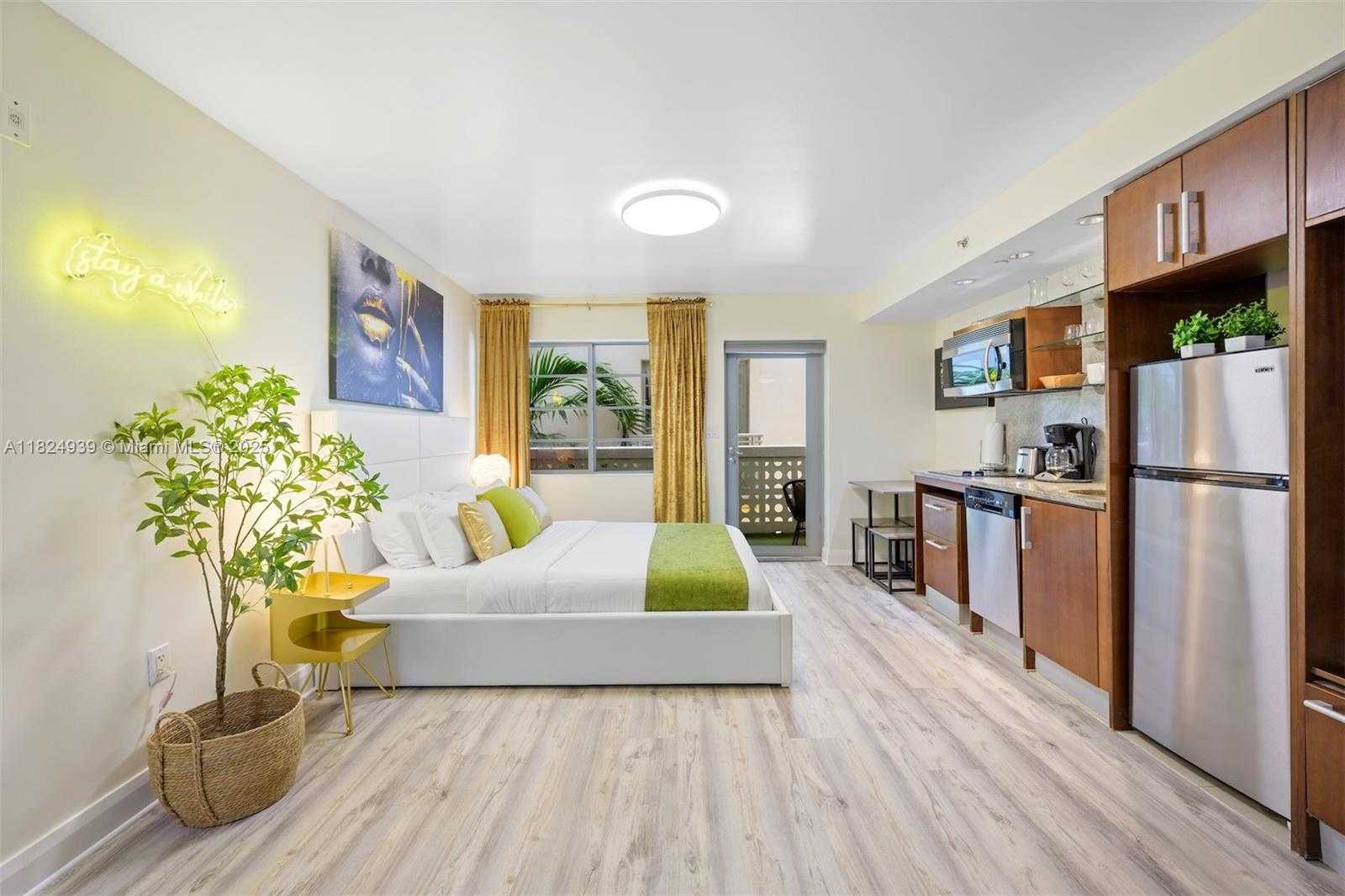Small Image of 1024 OCEAN DR #A202, Miami Beach Number 11