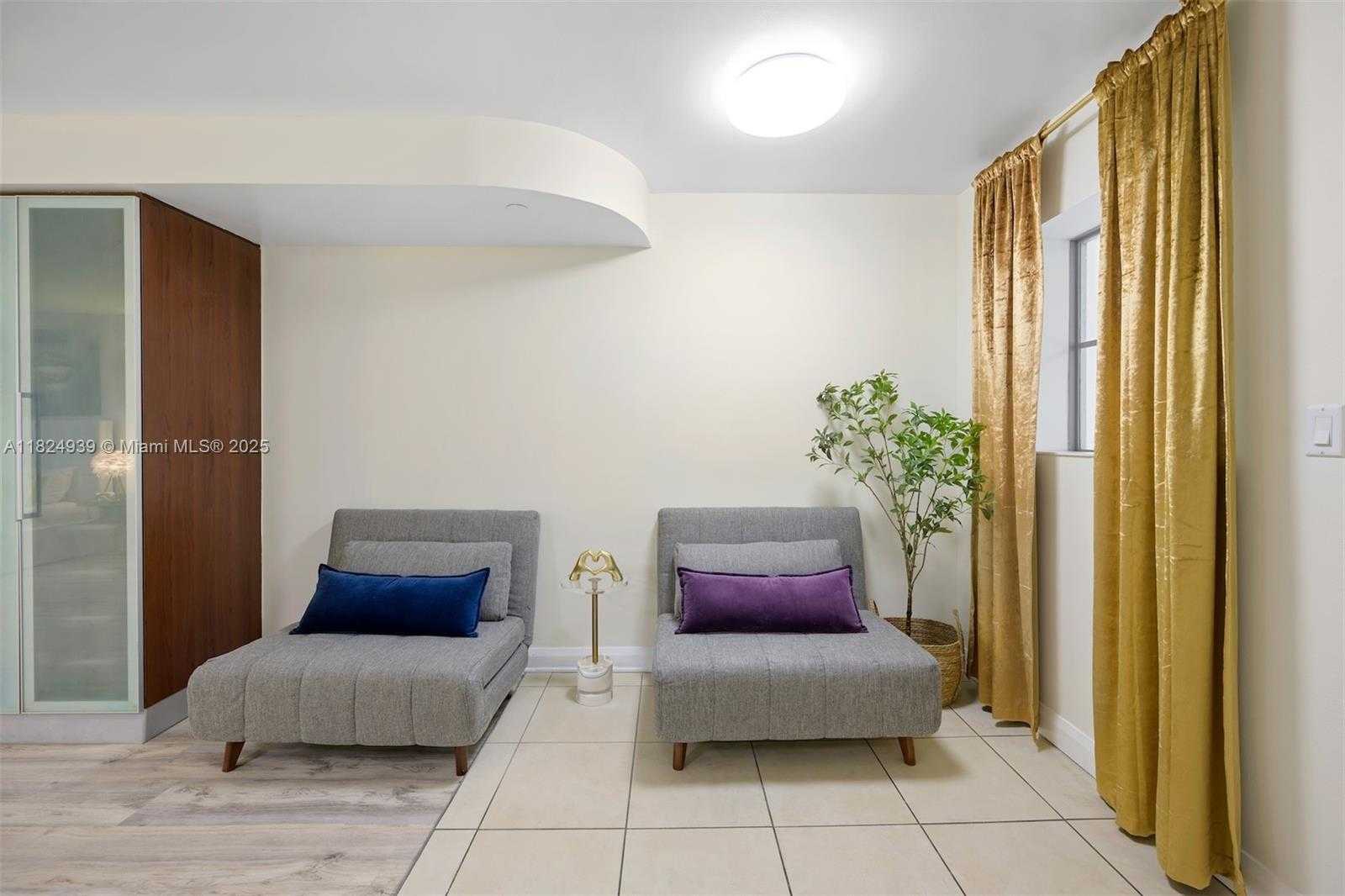 Small Image of 1024 OCEAN DR #A202, Miami Beach Number 15