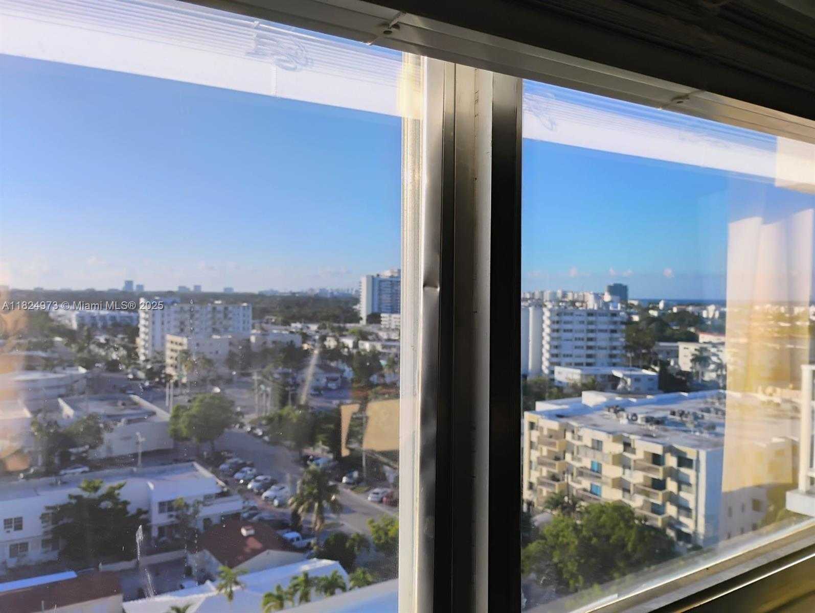 Small Image of 6900 BAY DR #11K, Miami Beach Number 10