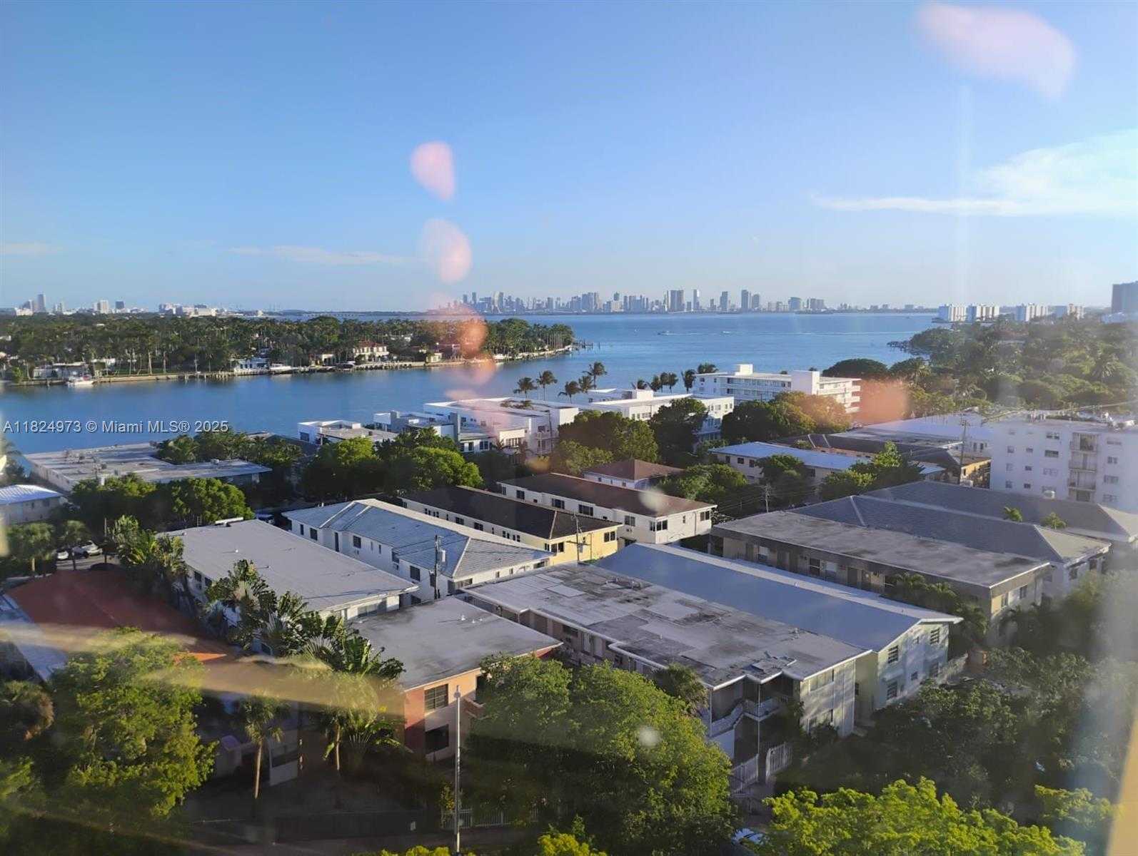 Small Image of 6900 BAY DR #11K, Miami Beach Number 13