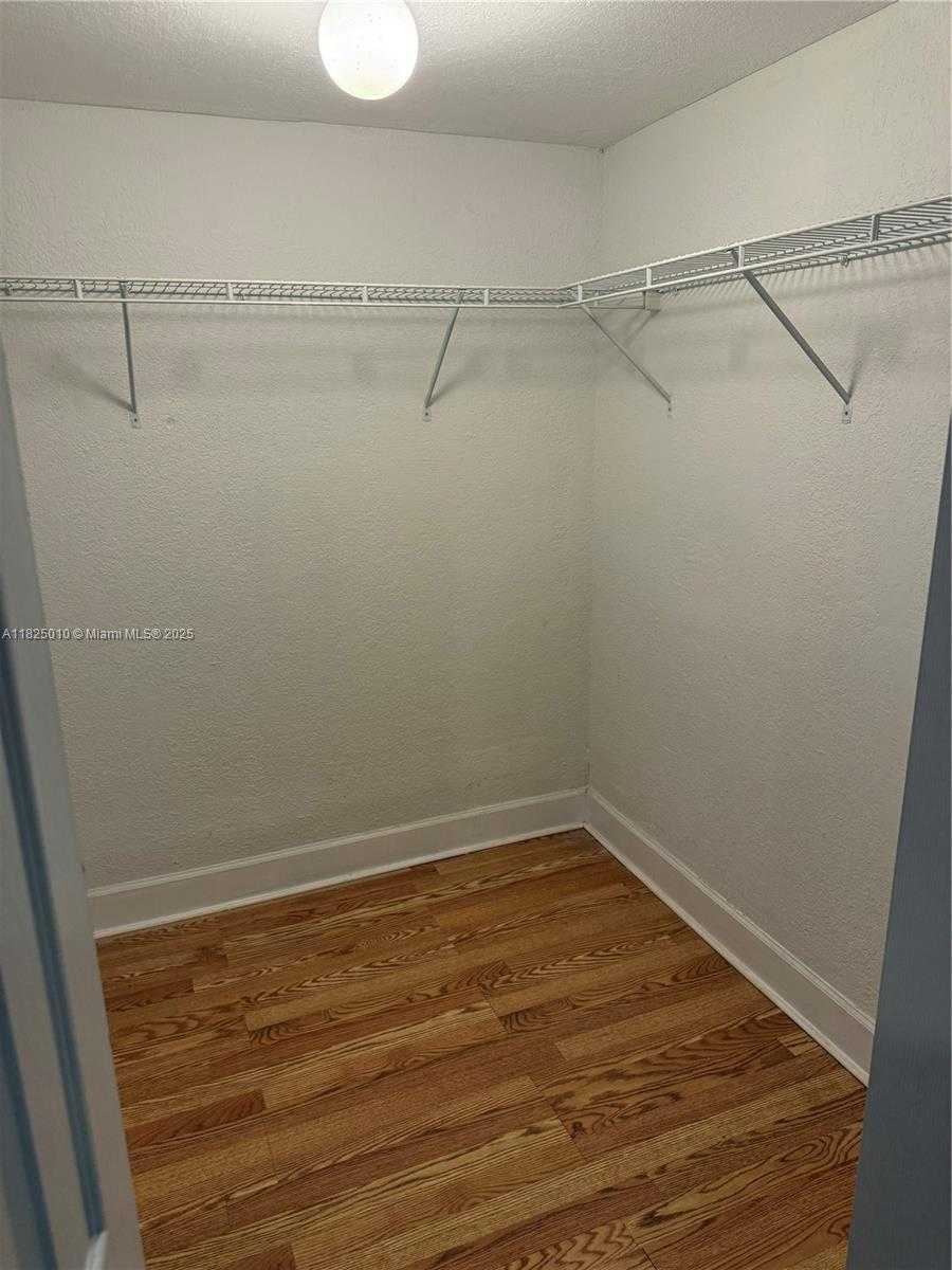 Small Image of 1142 99TH ST #23, Bay Harbor Islands Number 14