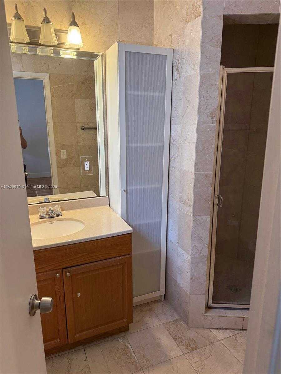 Small Image of 1142 99TH ST #23, Bay Harbor Islands Number 16