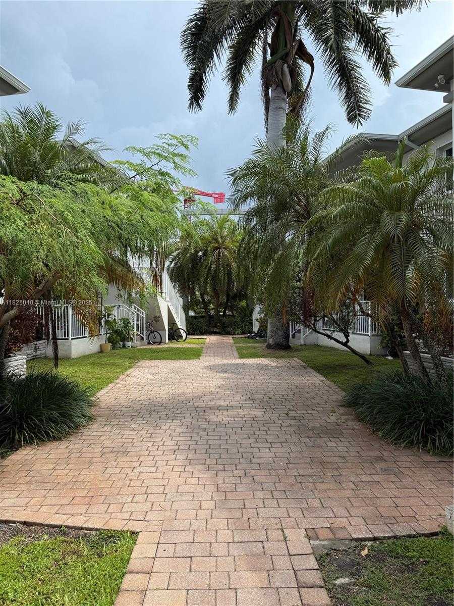 Small Image of 1142 99TH ST #23, Bay Harbor Islands Number 18