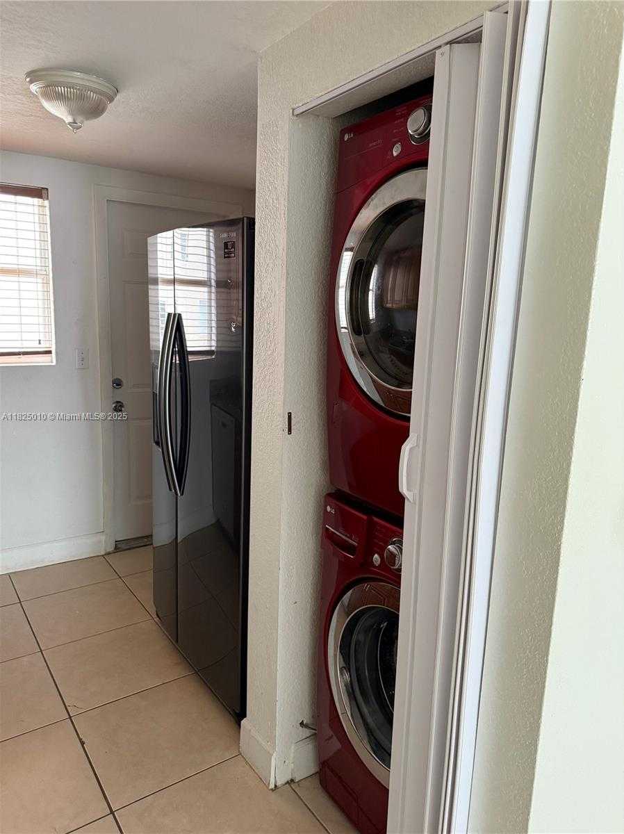 Small Image of 1142 99TH ST #23, Bay Harbor Islands Number 8