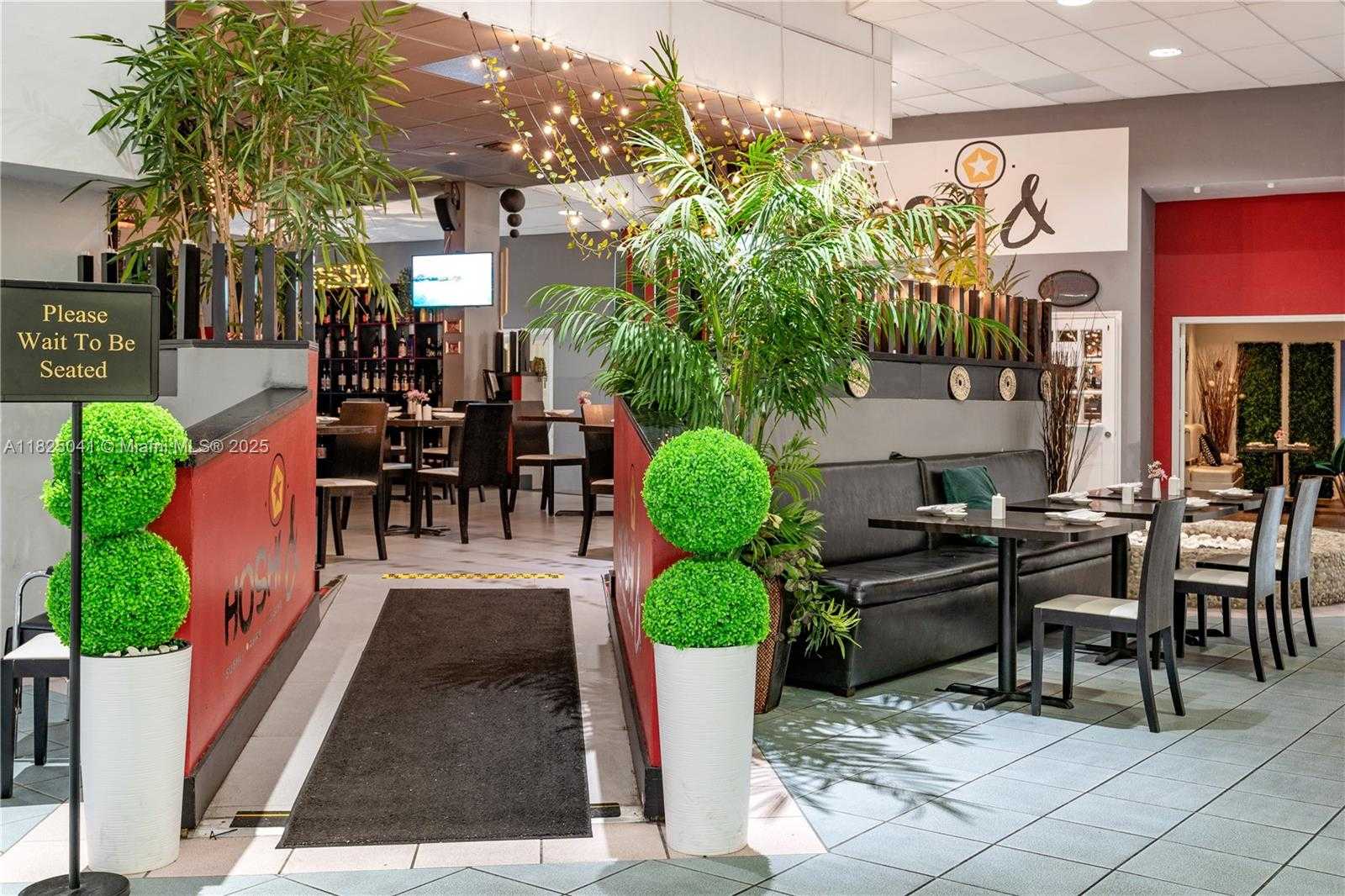 Small Image of 5401 COLLINS AVE #1014, Miami Beach Number 14