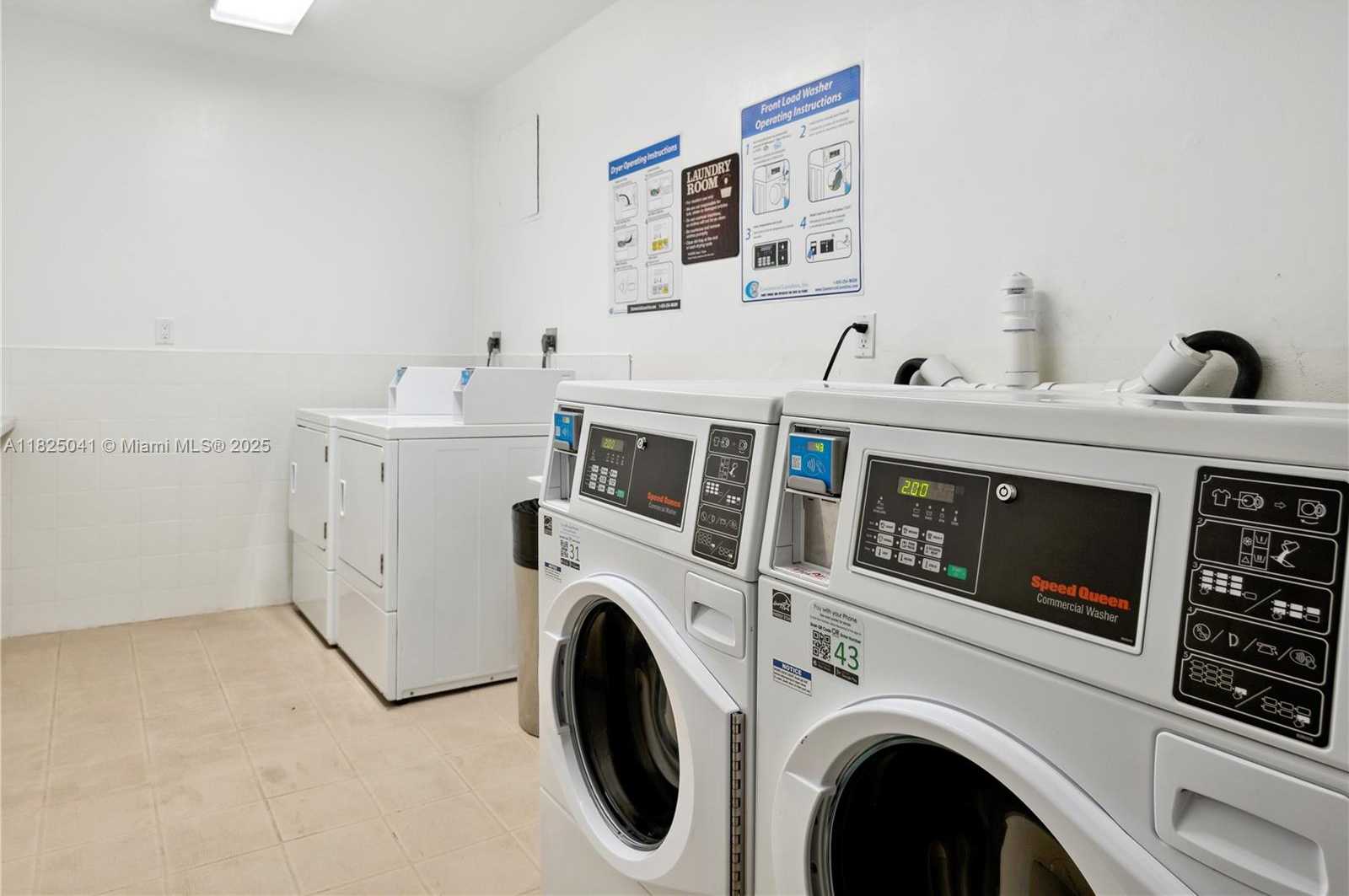 Small Image of 5401 COLLINS AVE #1014, Miami Beach Number 15