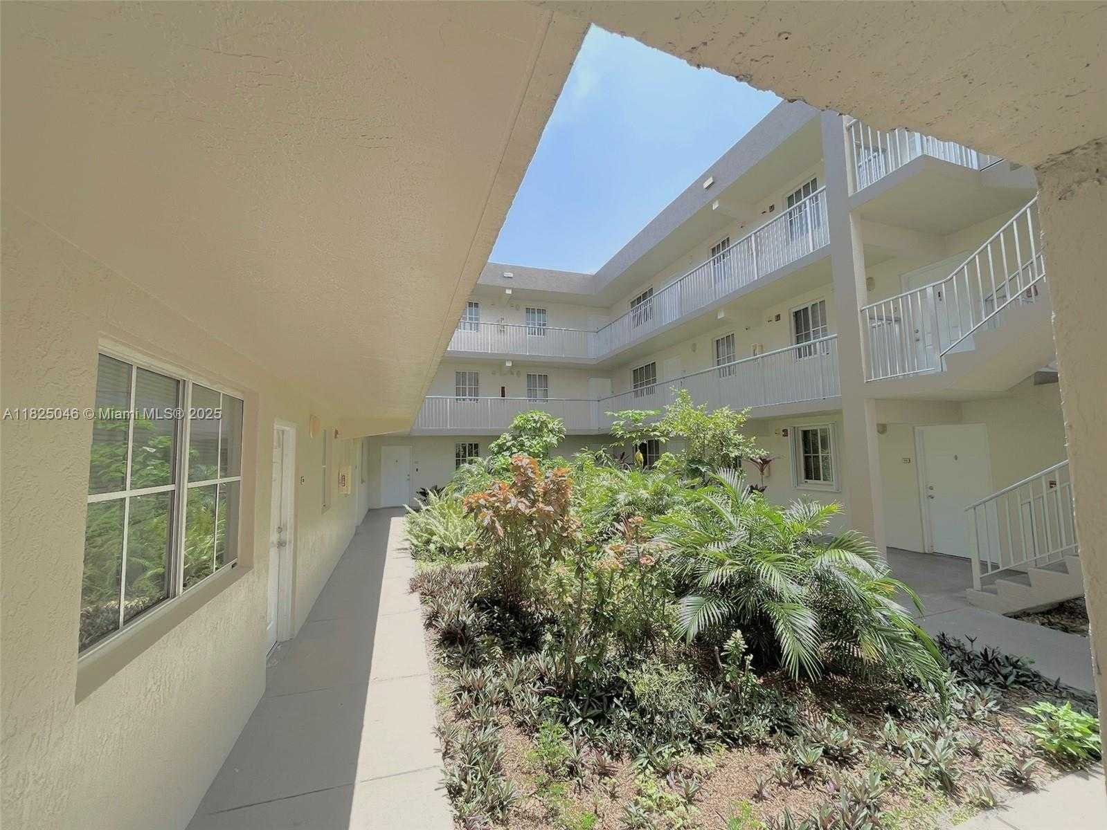 Small Image of 6135 NORTH WEST 186TH ST #201, Hialeah Number 10