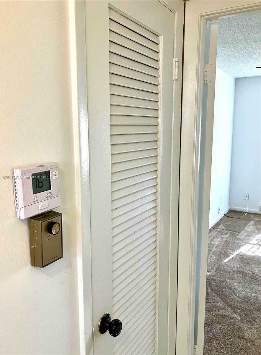 Small Image of 9041 SUNRISE LAKES BLVD #208, Sunrise Number 33