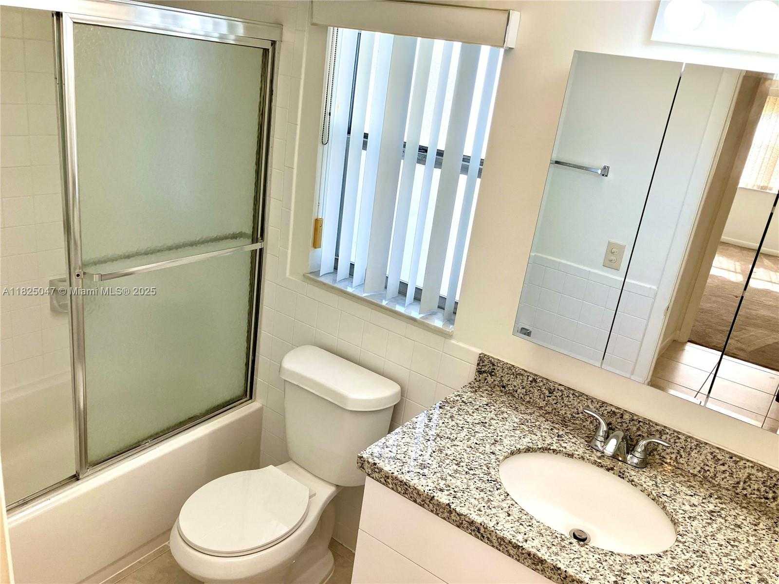 Small Image of 9041 SUNRISE LAKES BLVD #208, Sunrise Number 4