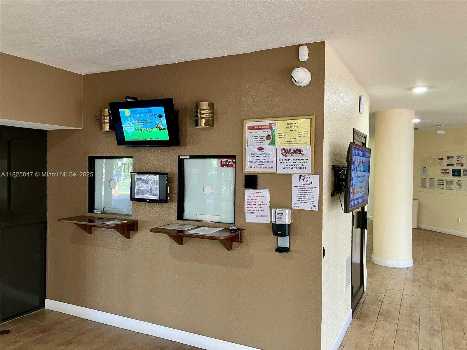 Small Image of 9041 SUNRISE LAKES BLVD #208, Sunrise Number 49