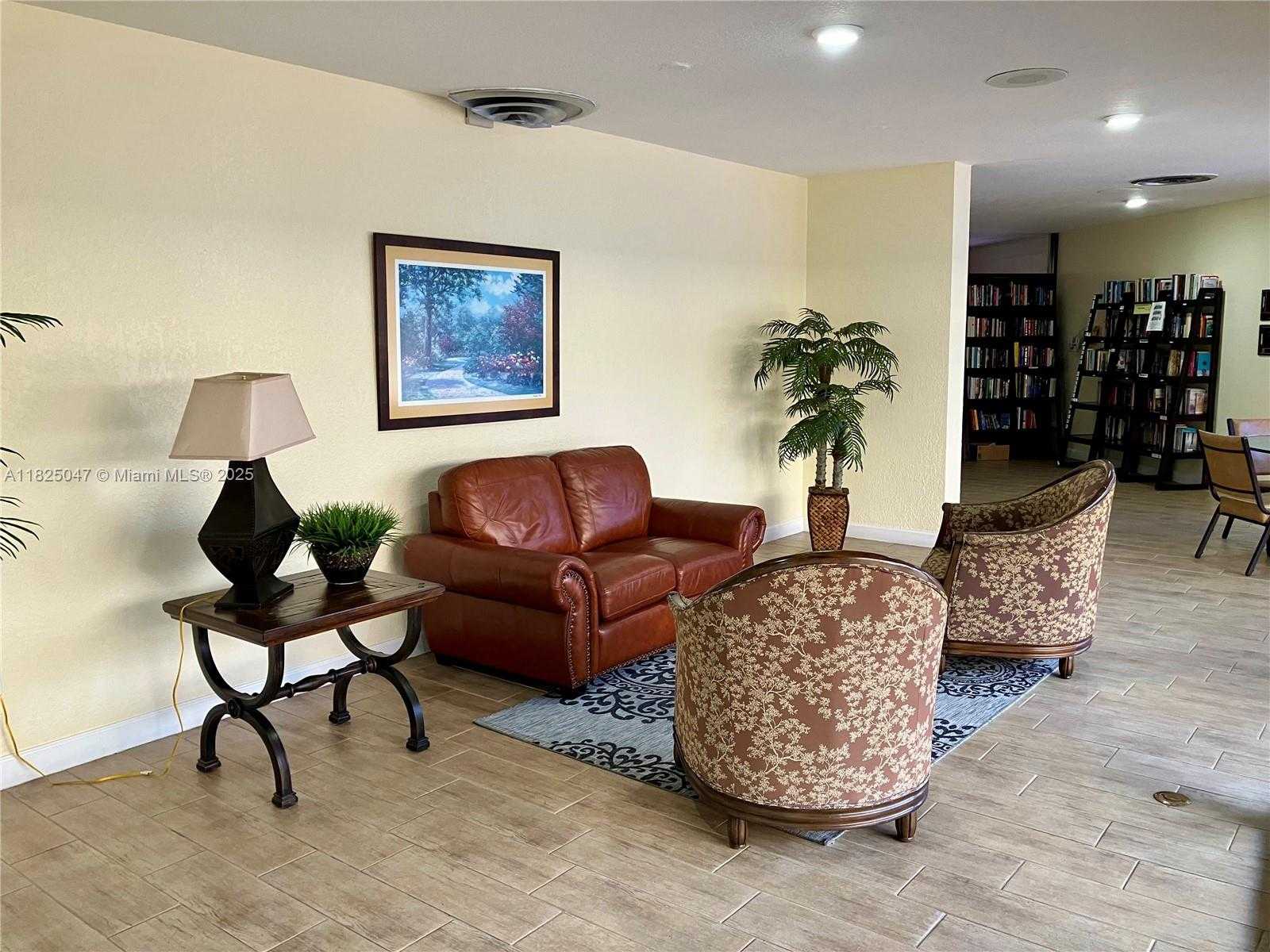 Small Image of 9041 SUNRISE LAKES BLVD #208, Sunrise Number 51