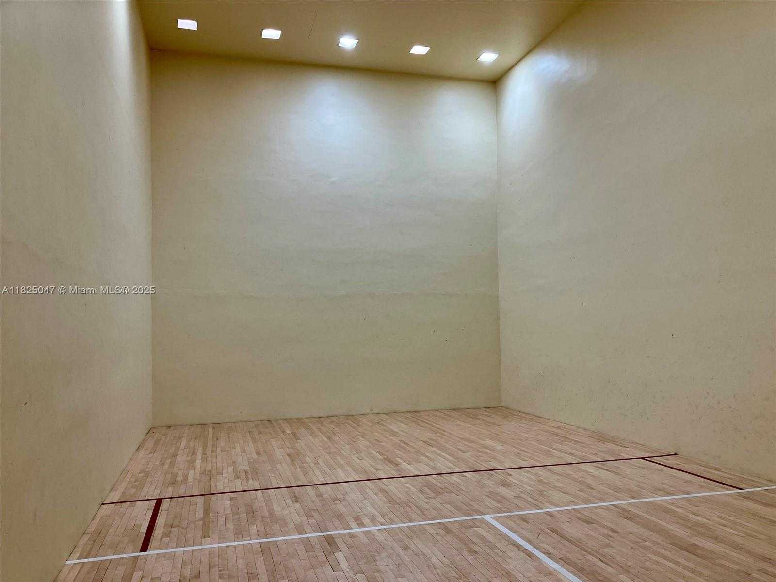 Small Image of 9041 SUNRISE LAKES BLVD #208, Sunrise Number 52
