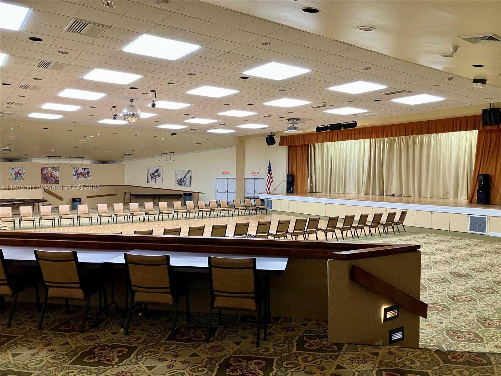 Small Image of 9041 SUNRISE LAKES BLVD #208, Sunrise Number 55