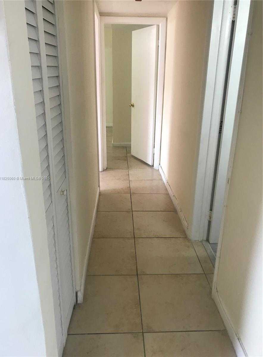 Imagen de Pequeño Objeto