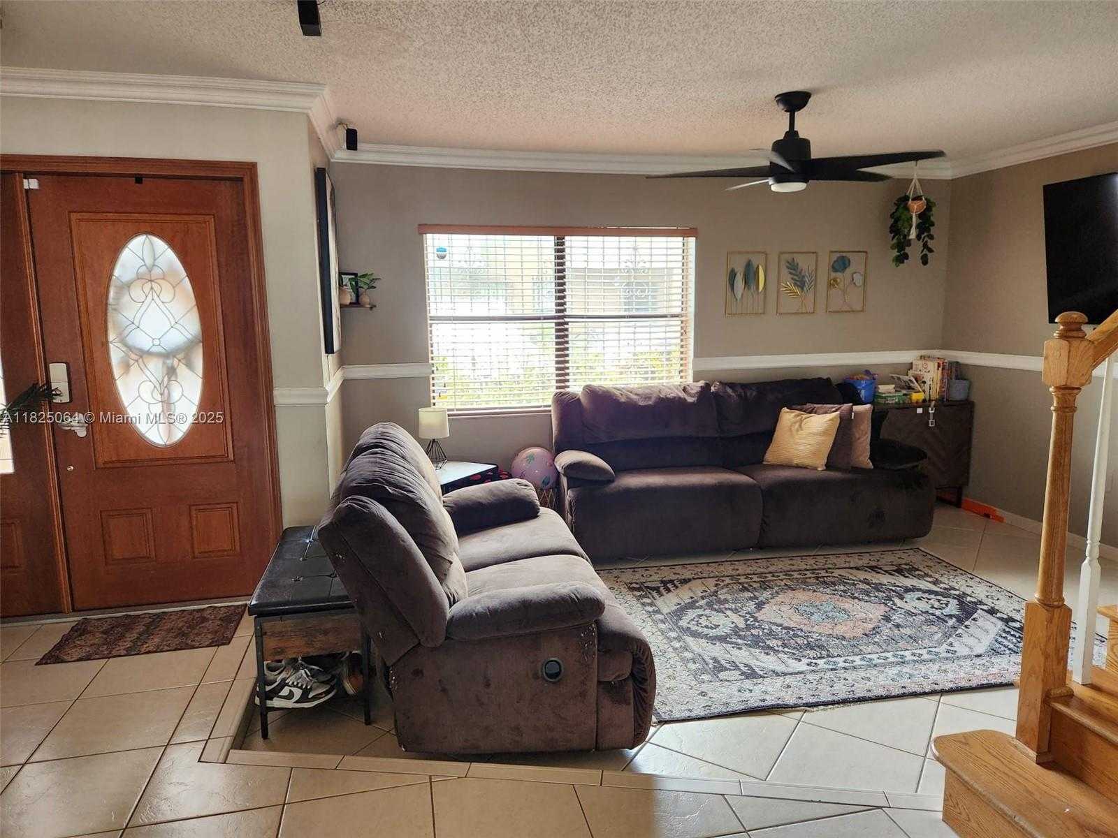 Small Image of 5328 WEST 26TH AVE #112, Hialeah Number 4