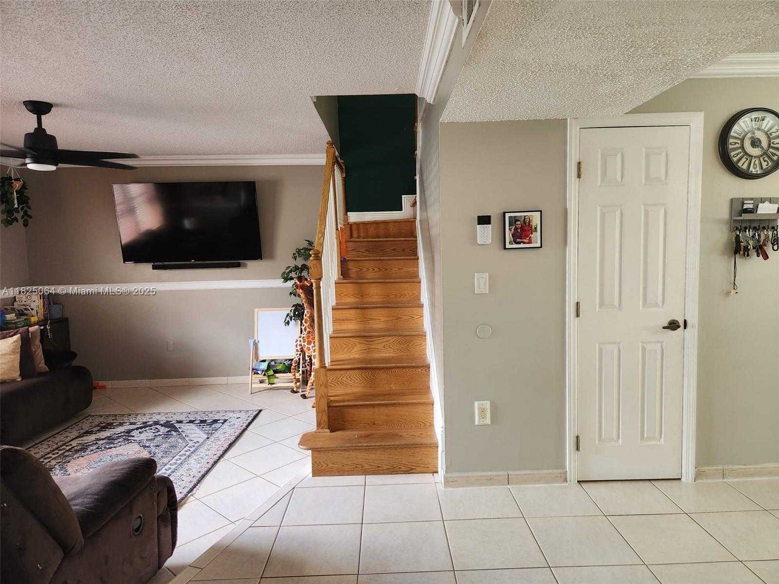 Small Image of 5328 WEST 26TH AVE #112, Hialeah Number 6