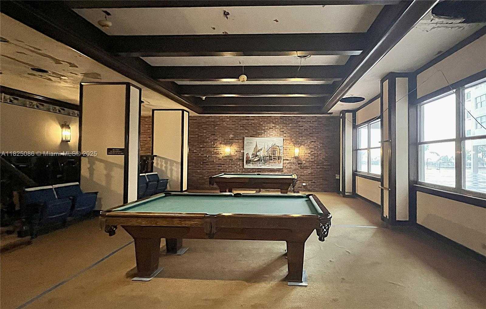 Small Image of 6039 COLLINS AVE #923, Miami Beach Number 14