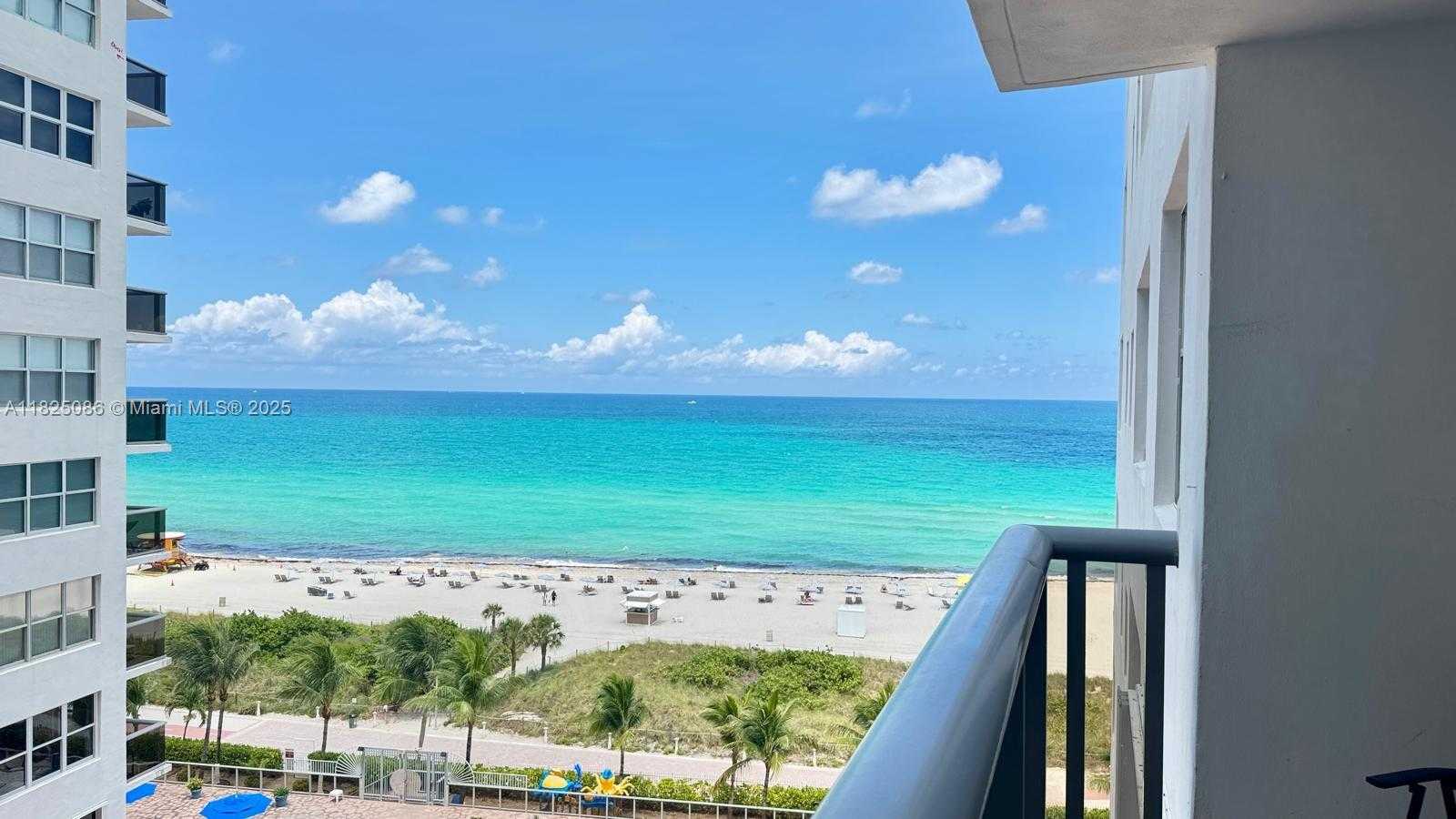 Small Image of 6039 COLLINS AVE #923, Miami Beach Number 2
