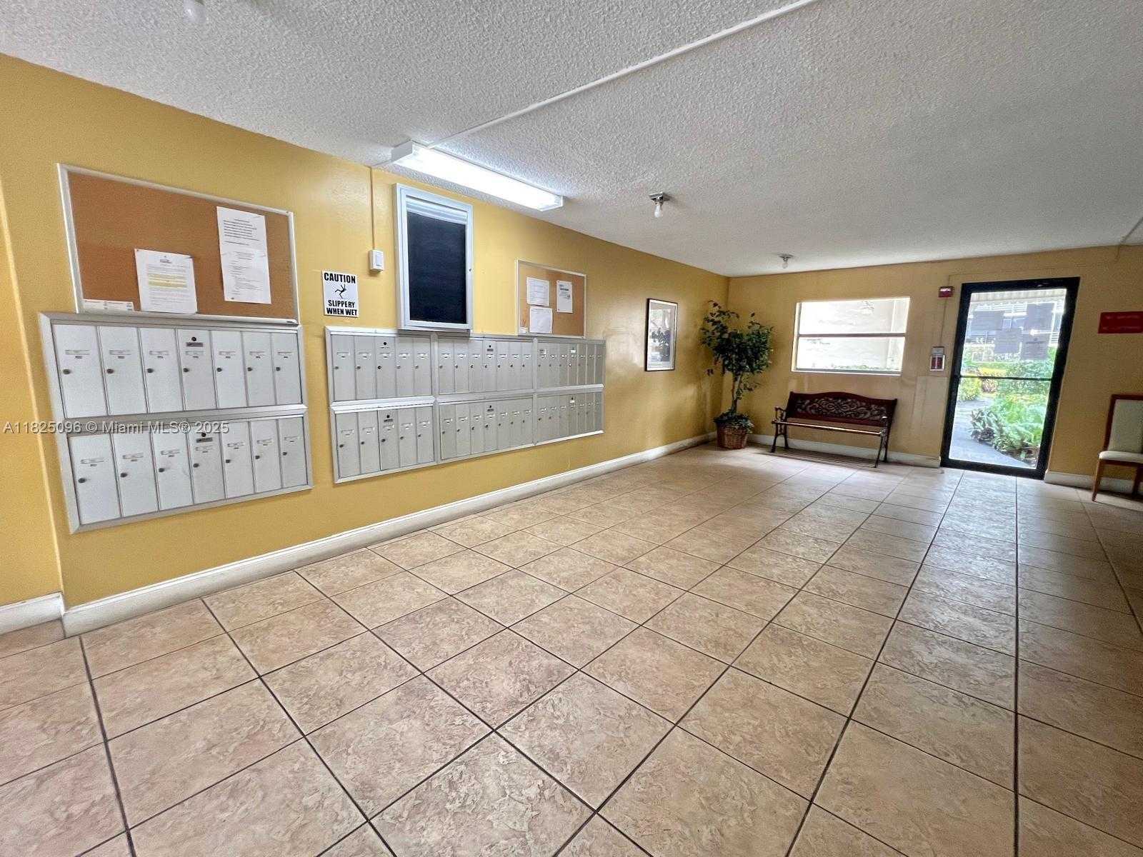 Small Image of 6555 WEST BROWARD BLVD #208, Plantation Number 15