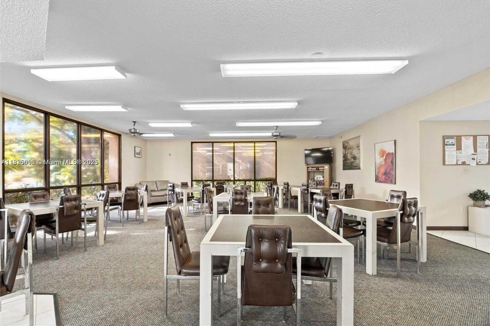 Small Image of 6555 WEST BROWARD BLVD #208, Plantation Number 17