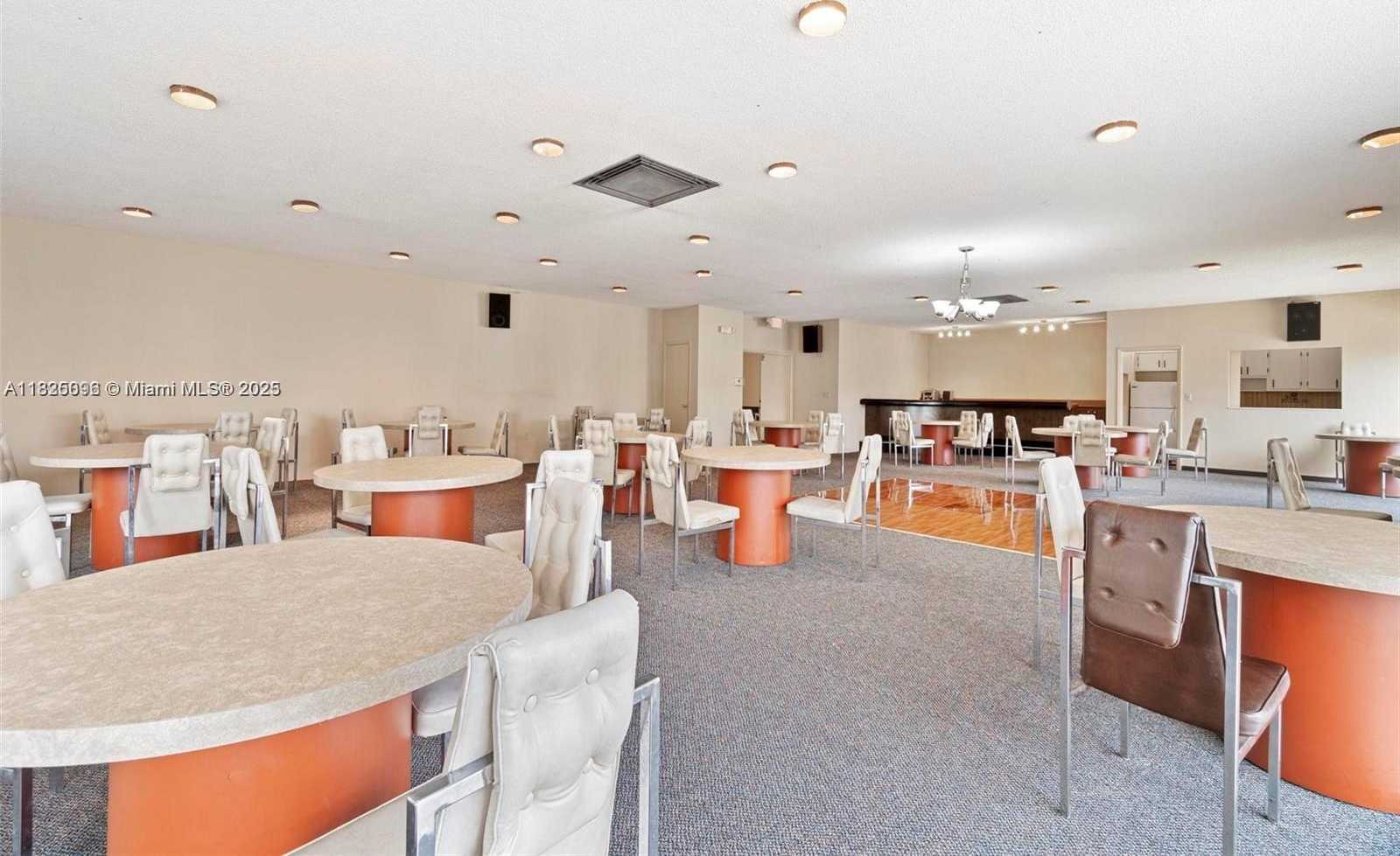 Small Image of 6555 WEST BROWARD BLVD #208, Plantation Number 20
