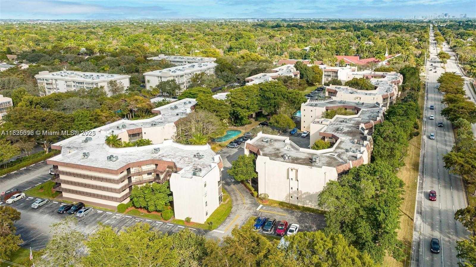 Small Image of 6555 WEST BROWARD BLVD #208, Plantation Number 22