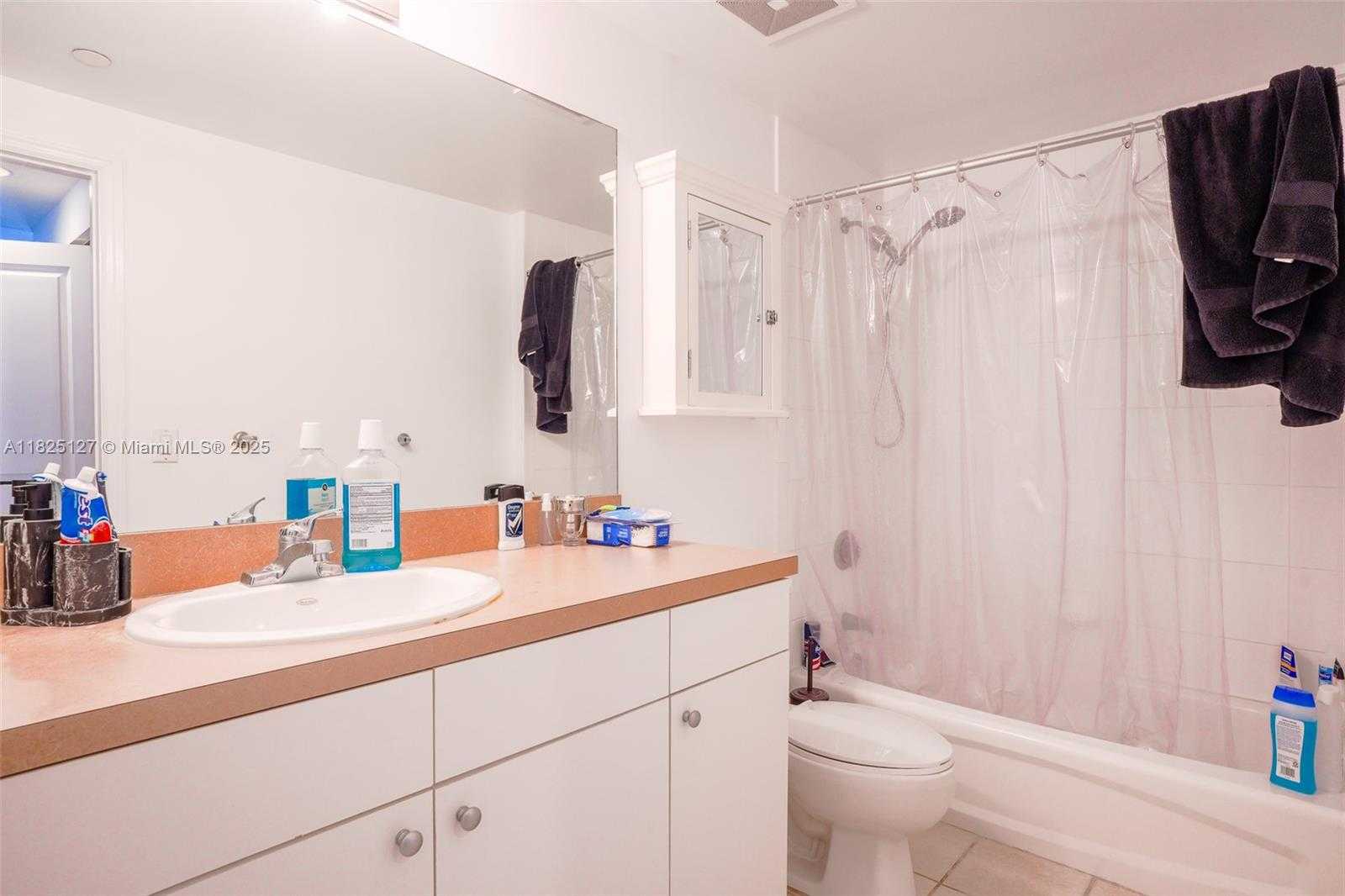 Small Image of 1250 SOUTH MIAMI AVE #3003, Miami Number 17