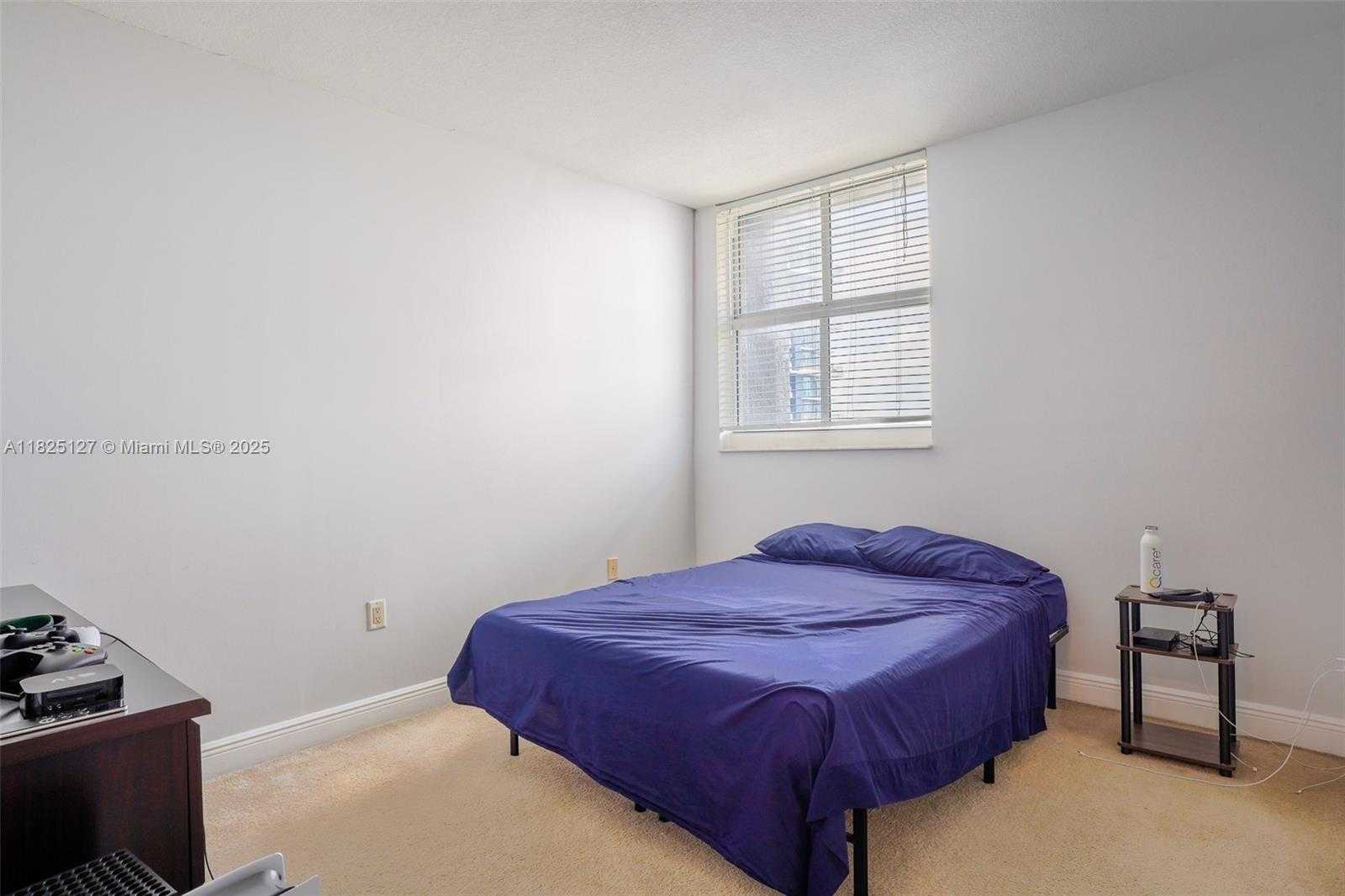 Small Image of 1250 SOUTH MIAMI AVE #3003, Miami Number 21