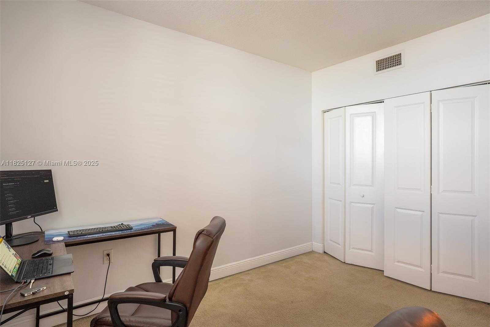 Small Image of 1250 SOUTH MIAMI AVE #3003, Miami Number 22