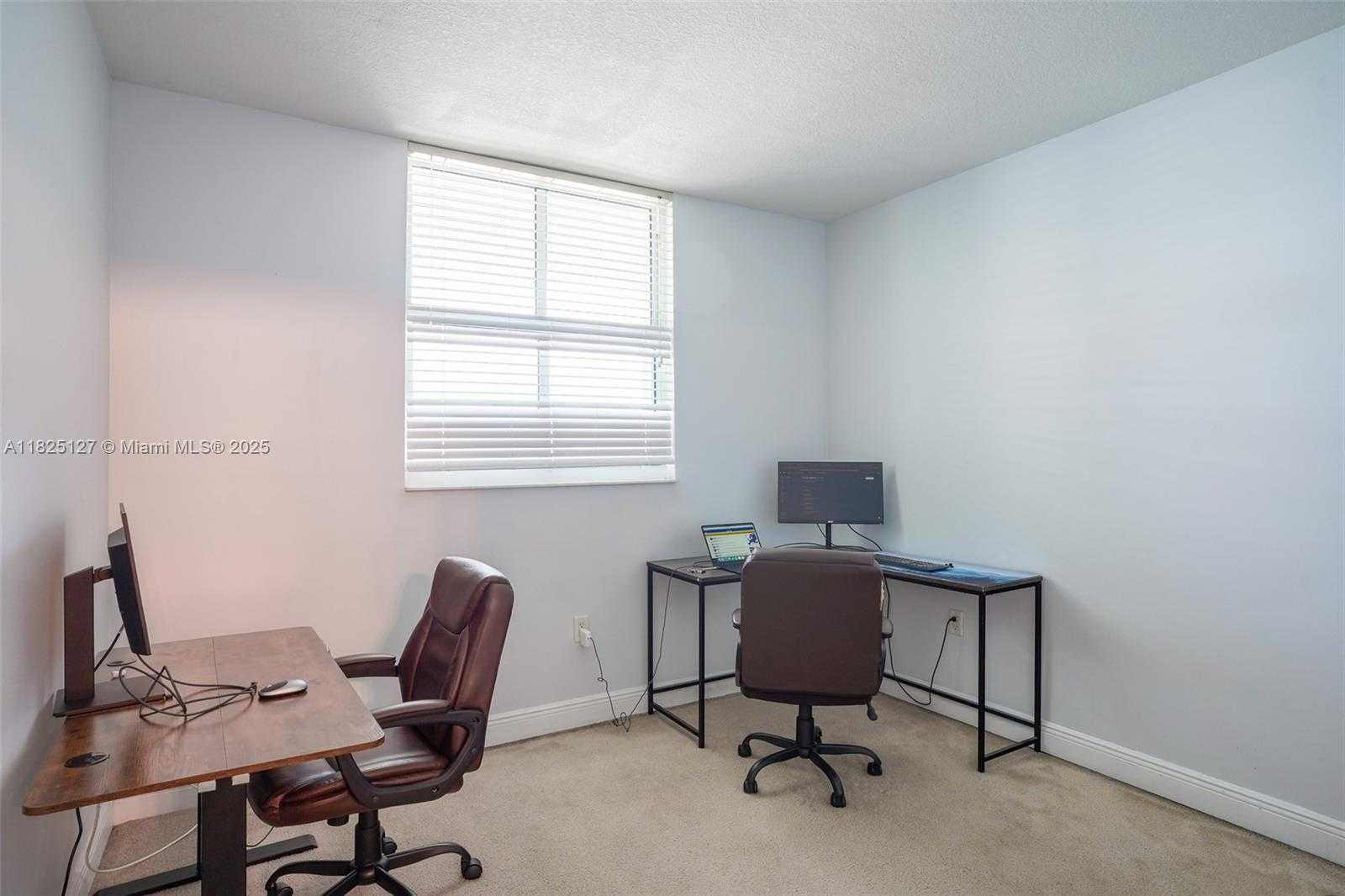 Small Image of 1250 SOUTH MIAMI AVE #3003, Miami Number 23