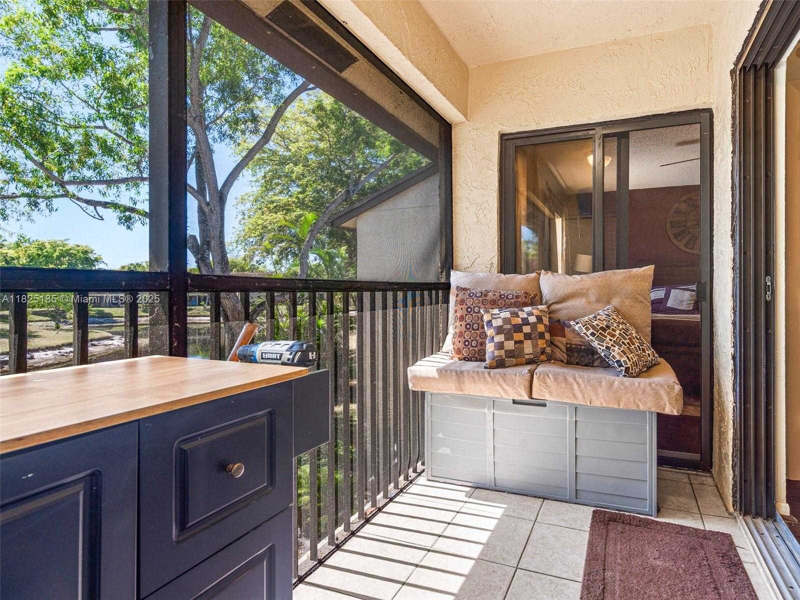 Small Image of 3059 SOUTH CARAMBOLA CIR S #2330, Coconut Creek Number 13