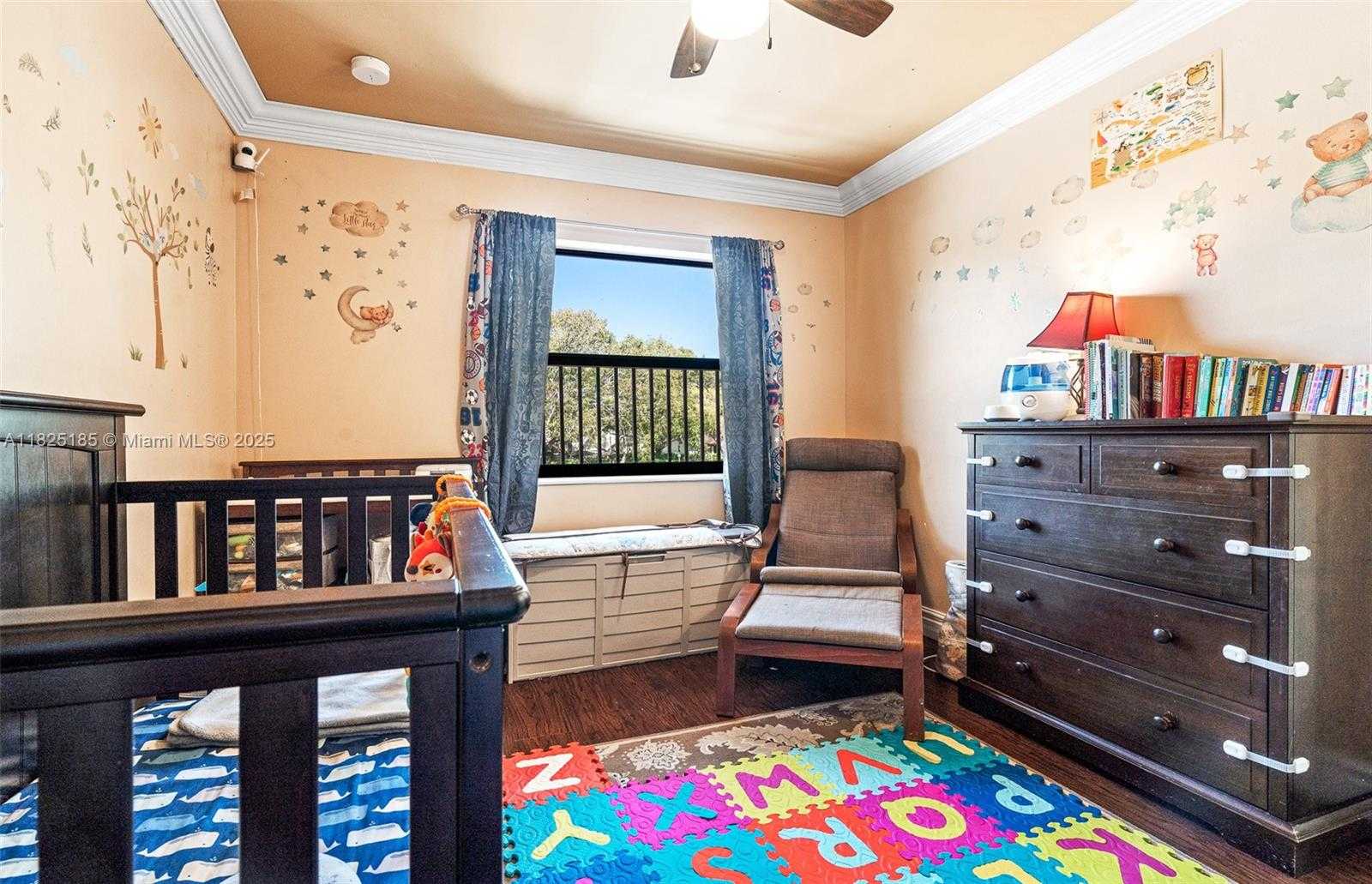 Small Image of 3059 SOUTH CARAMBOLA CIR S #2330, Coconut Creek Number 6