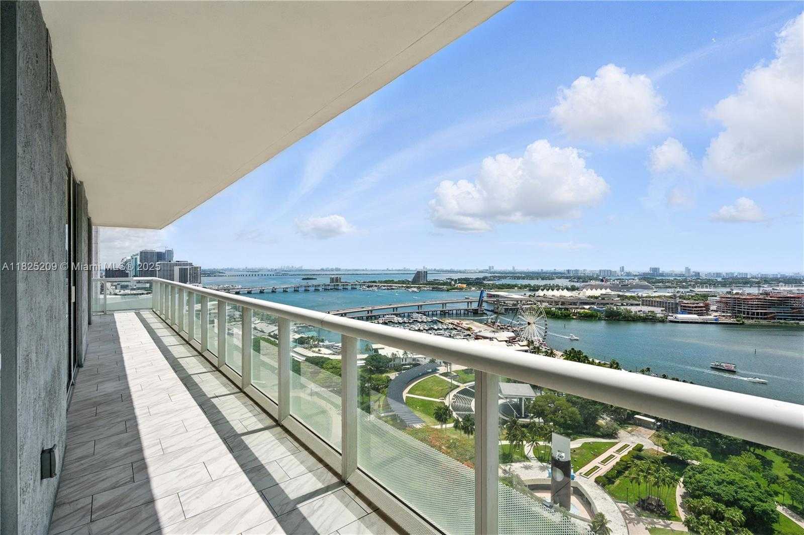 Small Image of 50 BISCAYNE BLVD #3002, Miami Number 19