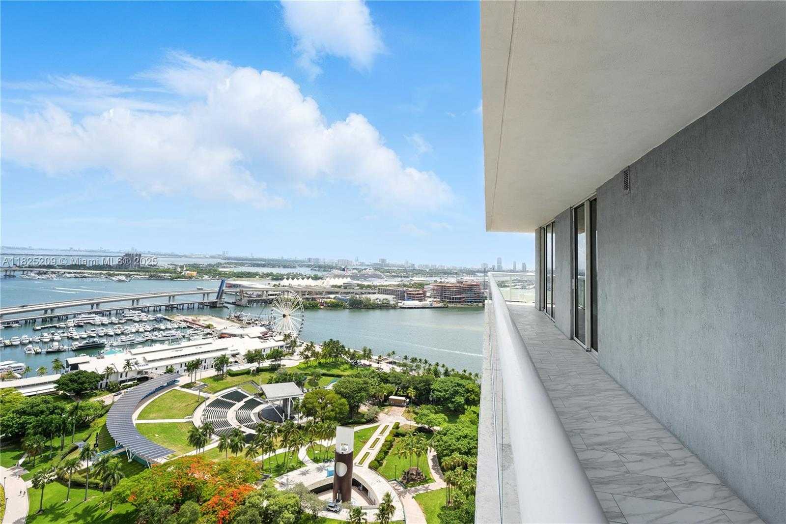 Small Image of 50 BISCAYNE BLVD #3002, Miami Number 21