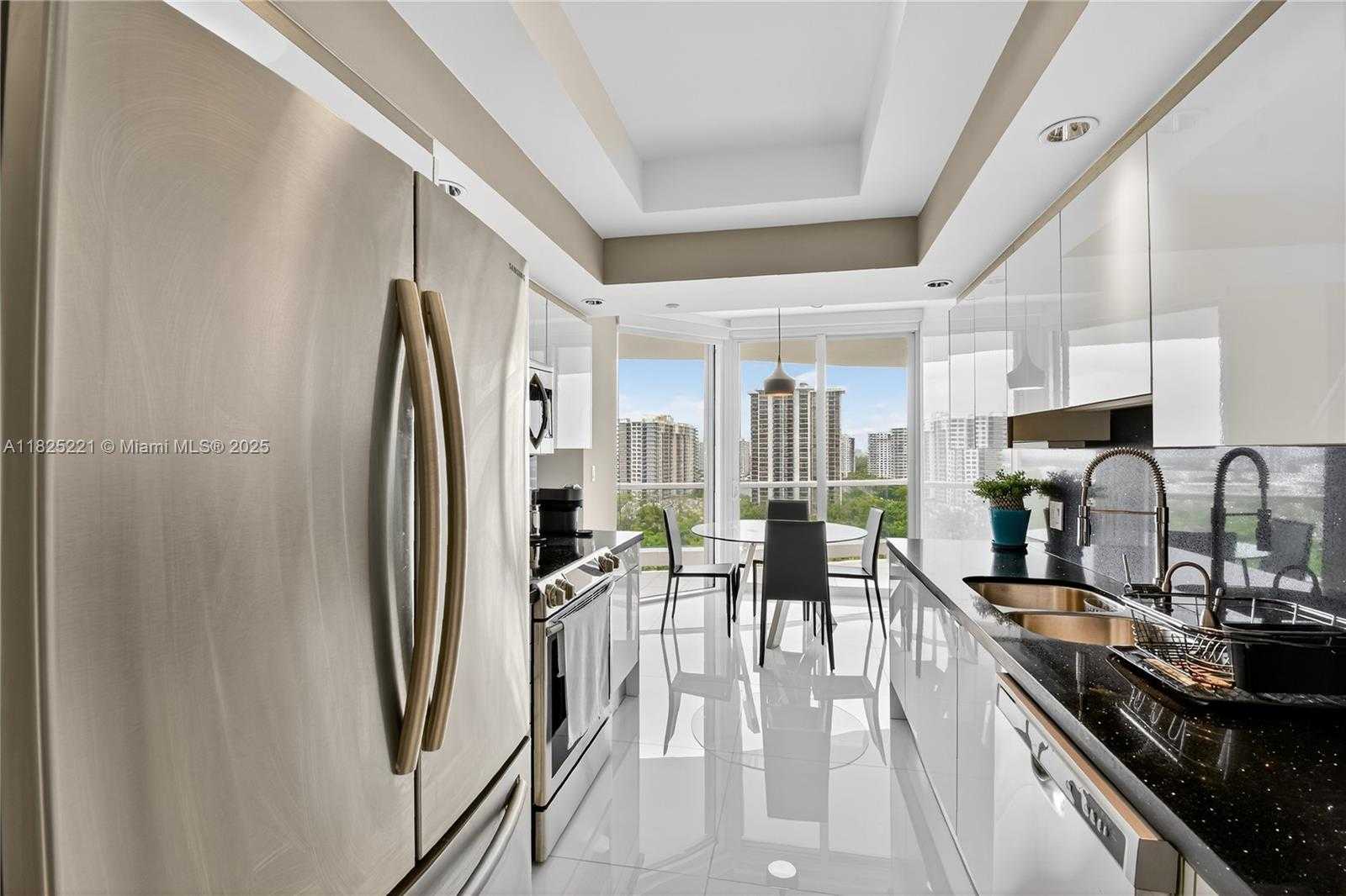 Small Image of 7000 ISLAND BLVD #1408, Aventura Number 11