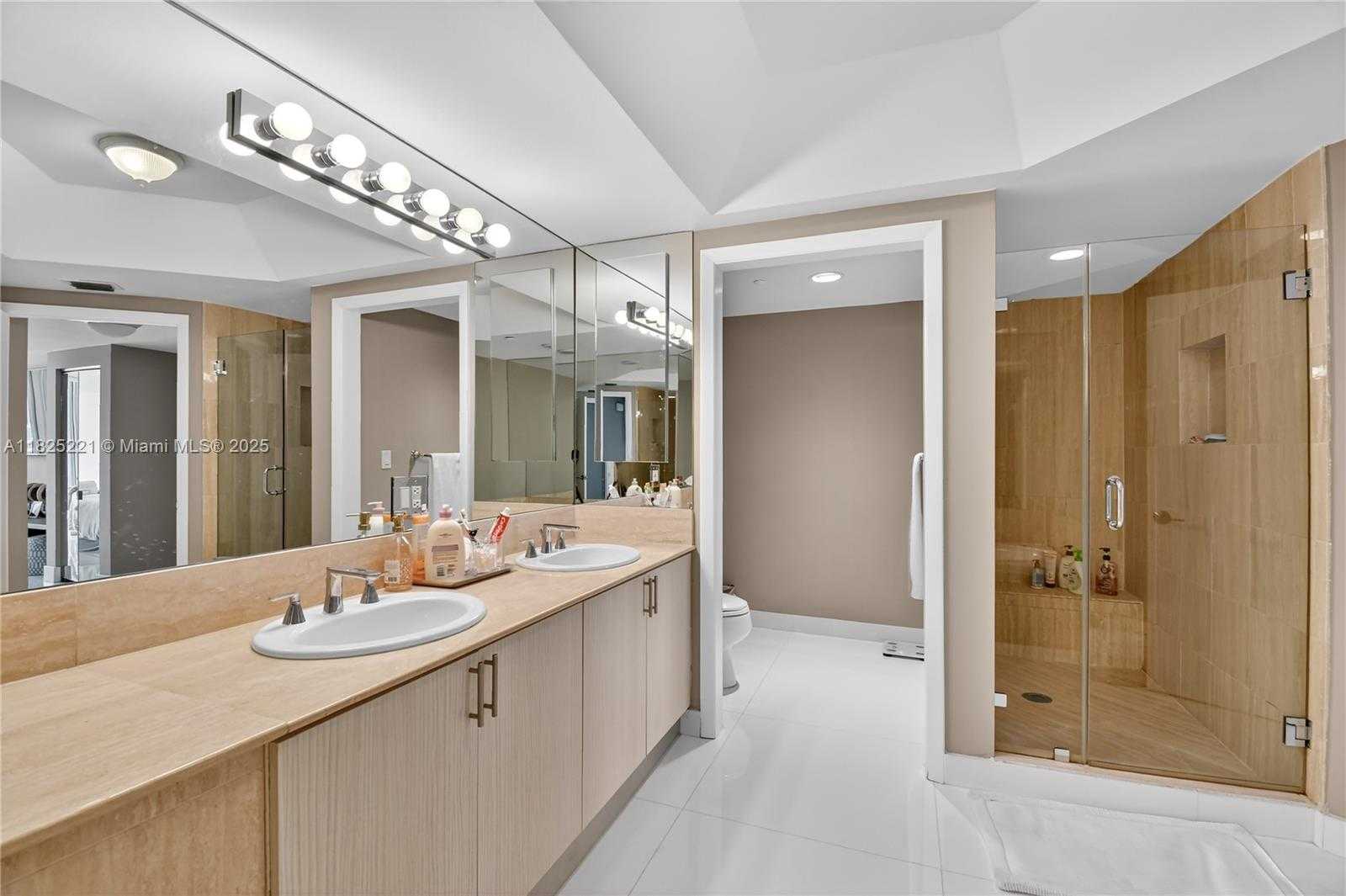 Small Image of 7000 ISLAND BLVD #1408, Aventura Number 18
