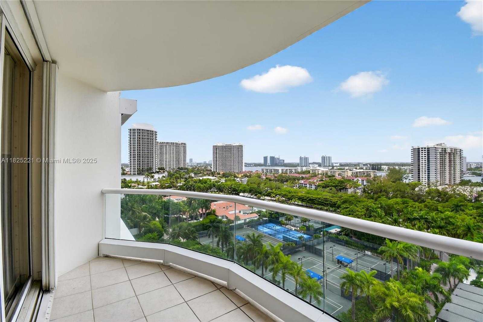 Small Image of 7000 ISLAND BLVD #1408, Aventura Number 19