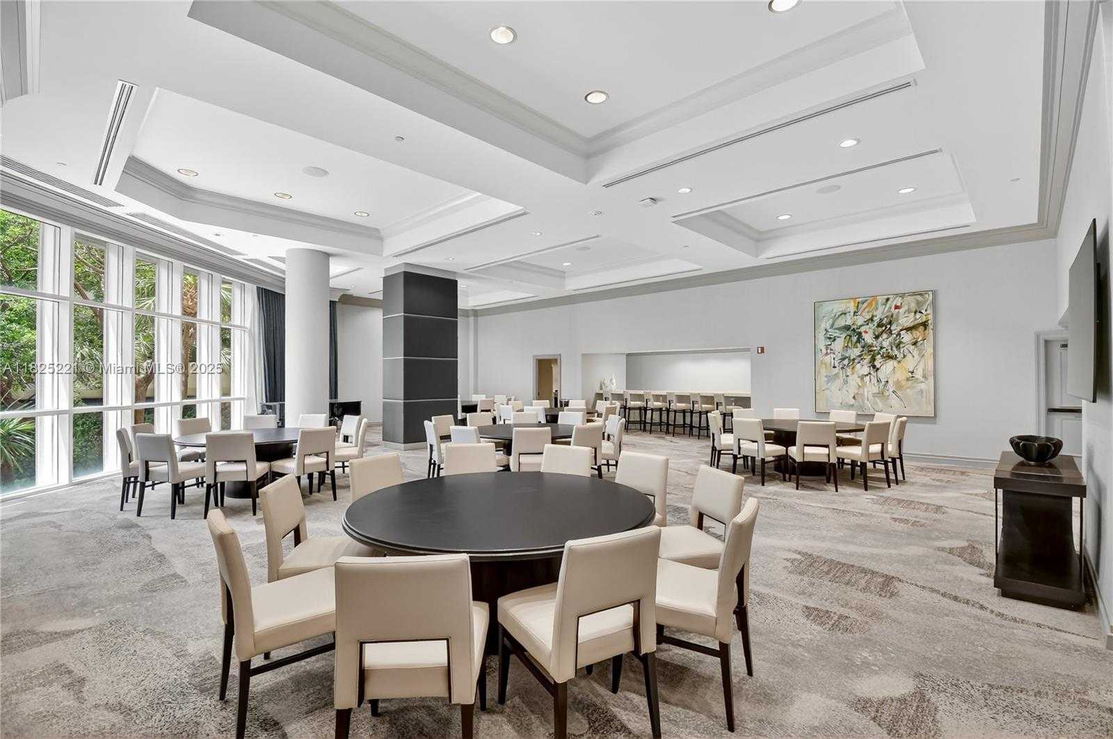 Small Image of 7000 ISLAND BLVD #1408, Aventura Number 33