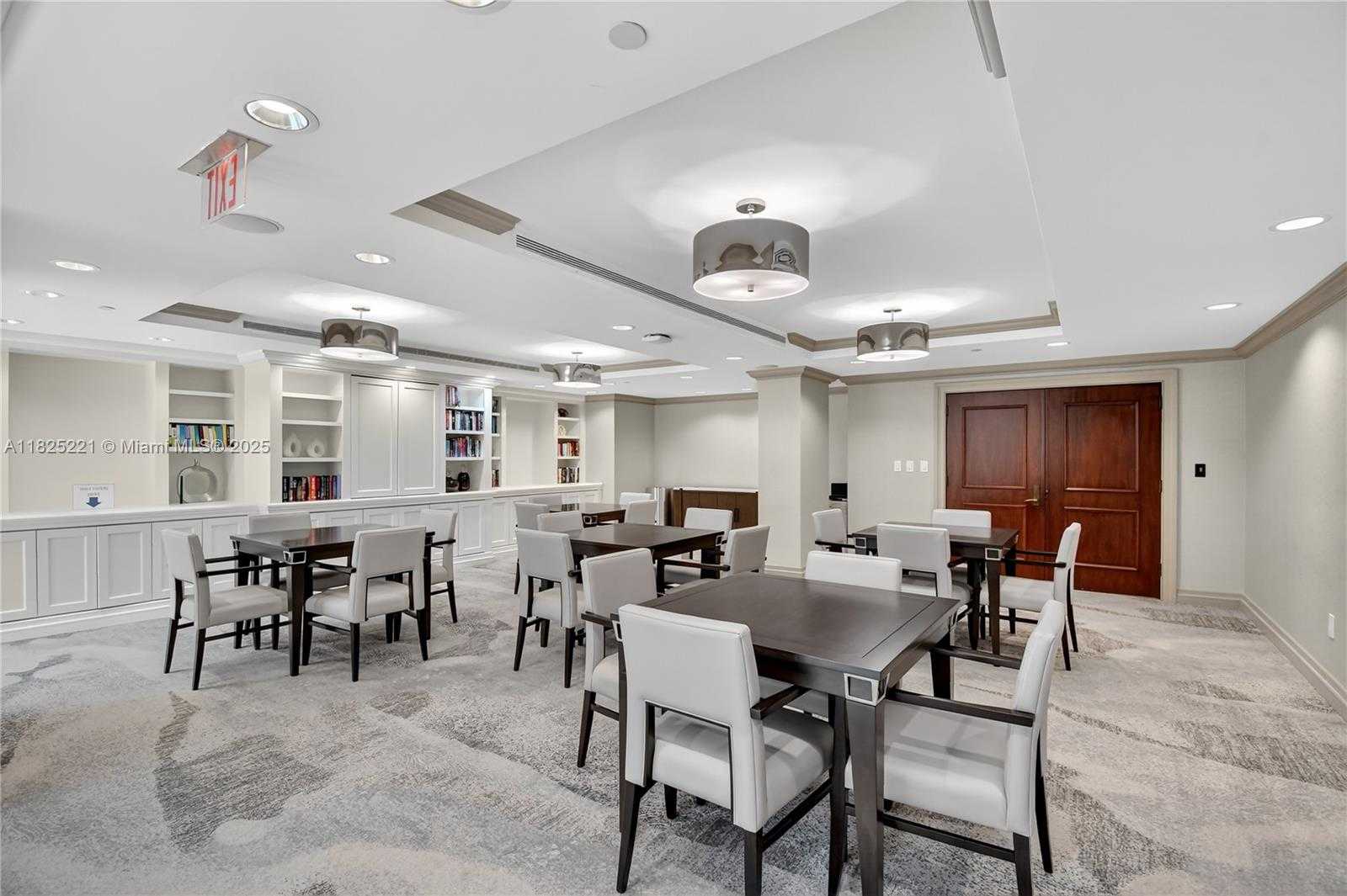 Small Image of 7000 ISLAND BLVD #1408, Aventura Number 34