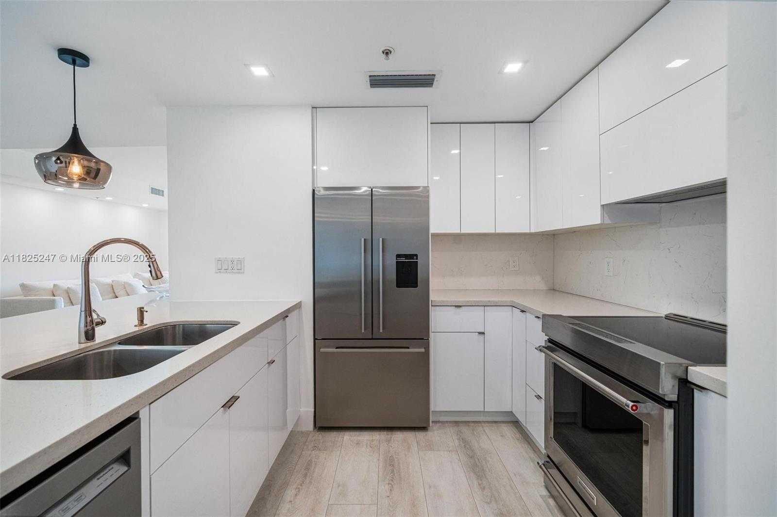 Small Image of 3400 SOUTH WEST 27TH AVE #1605, Miami Number 9