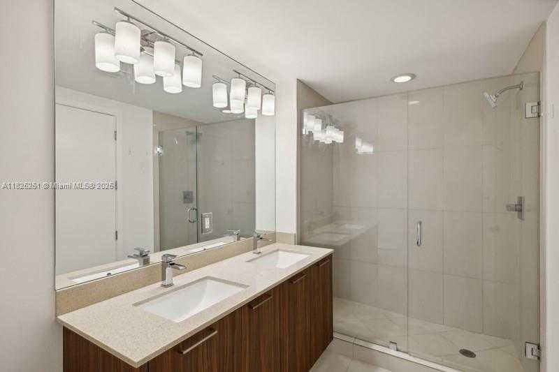 Small Image of 5300 NORTH WEST 85TH AVE #1107, Doral Number 15