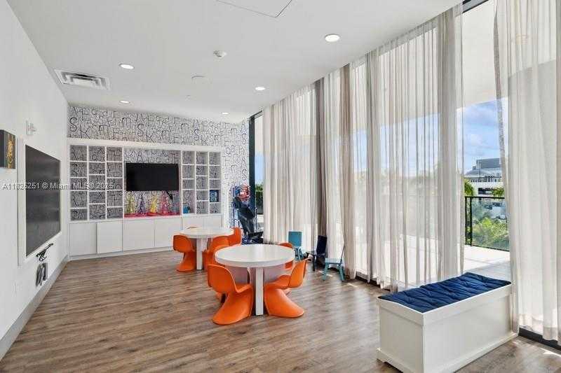 Small Image of 5300 NORTH WEST 85TH AVE #1107, Doral Number 6