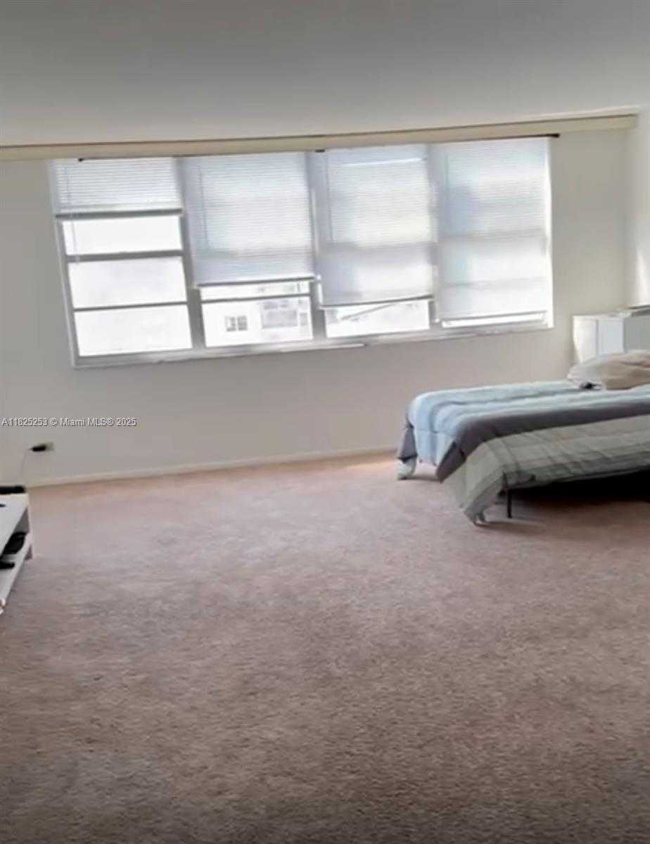 Small Image of 251 174 ST #1210, Sunny Isles Beach Number 5