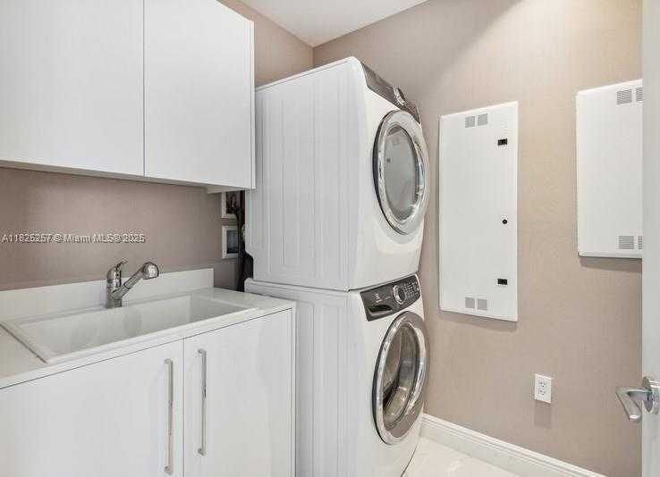 Small Image of 15701 COLLINS AVE #2902, Sunny Isles Beach Number 17
