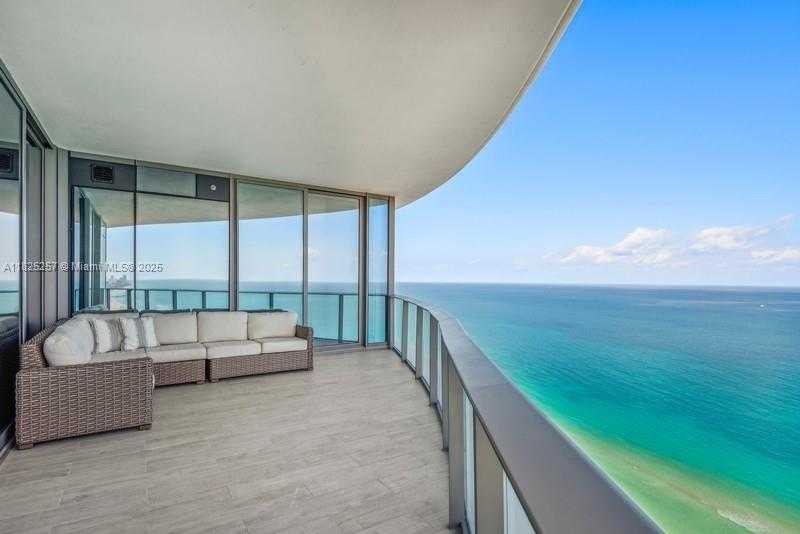 Small Image of 15701 COLLINS AVE #2902, Sunny Isles Beach Number 20