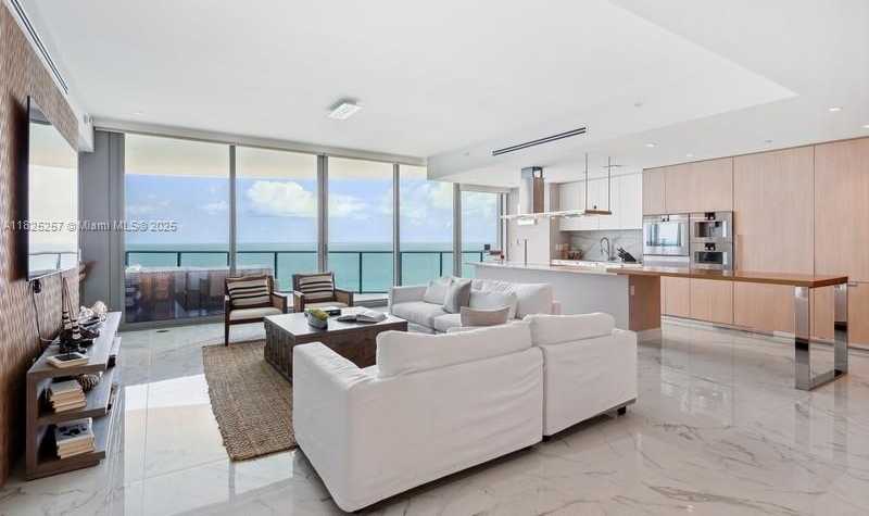 Small Image of 15701 COLLINS AVE #2902, Sunny Isles Beach Number 3