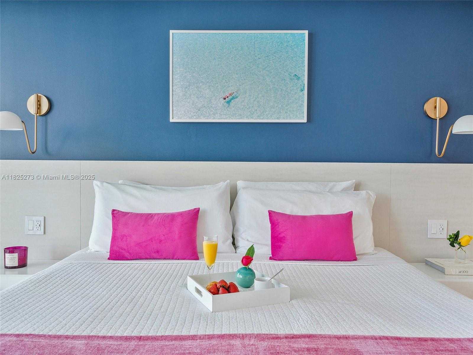 Small Image of 485 BRICKELL AVE #2501, Miami Number 10