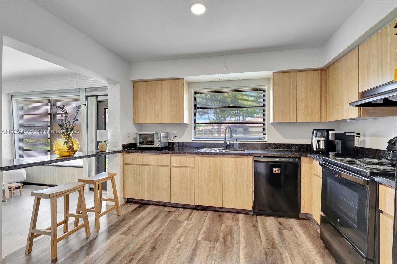 Small Image of 4764 GREENTREE CRES #A, Boynton Beach Number 23